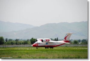 Antonov An-74 Douchanbe-08mai2008-DSC_0128.jpg
